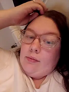 Sexycurvyemilyy online show from 11/27/25, 01:17