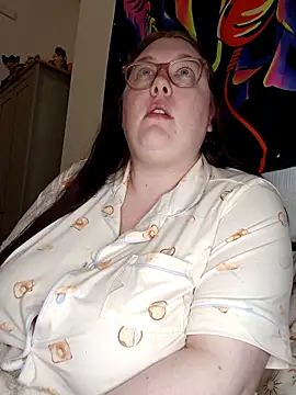 Sexycurvyemilyy online show from 03/17/26, 10:13