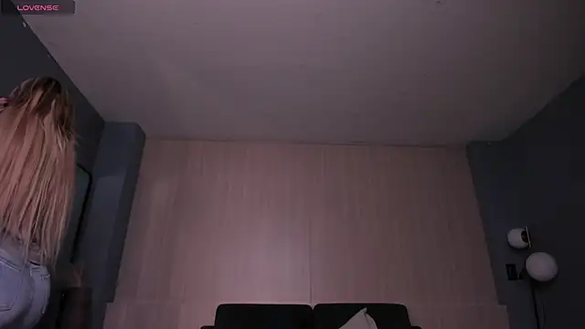 Snapshot of SophiePalmer chatting on 05/22/26, 10:46 SophiePalmer online show from 05/22/26, 10:46