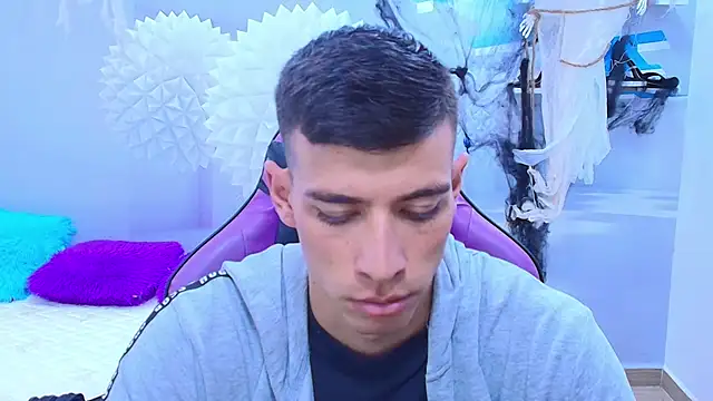 DEIBY BABY online show from 10/30/25, 09:22