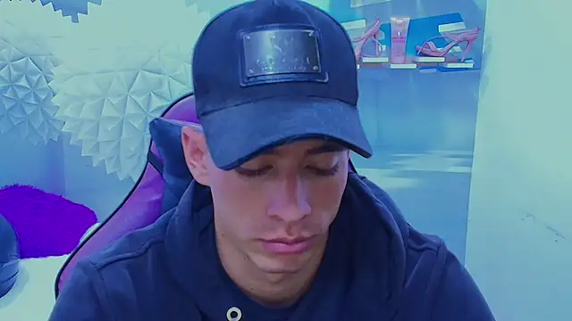 DEIBY BABY online show from 11/18/25, 09:07