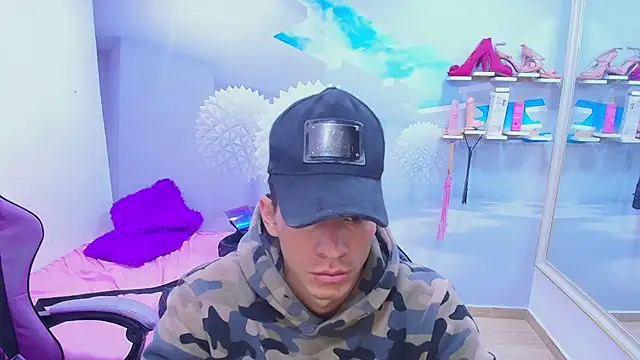 Snapshot of DEIBY_BABY chatting on 08/01/26, 01:03 DEIBY BABY online show from 08/01/26, 01:03