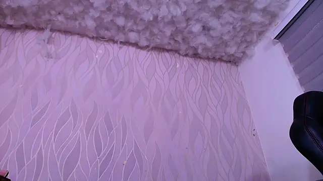 emyli sam online show from 12/28/24, 06:08