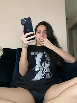 Natur4lBeautyb33 online show from 12/20/24, 06:02