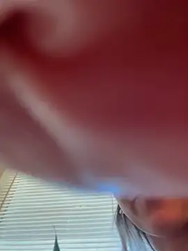 SkyelarSommer online show from 09/20/25, 02:55