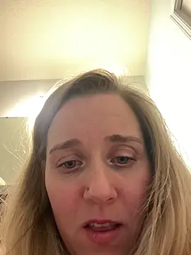 SkyelarSommer online show from 03/03/25, 07:57