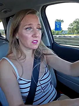 SkyelarSommer online show from 11/10/25, 02:55