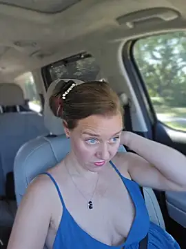 SkyelarSommer online show from 04/24/26, 02:41