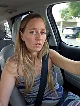 SkyelarSommer online show from 01/07/26, 04:01