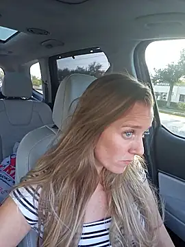 SkyelarSommer online show from 01/17/26, 09:51