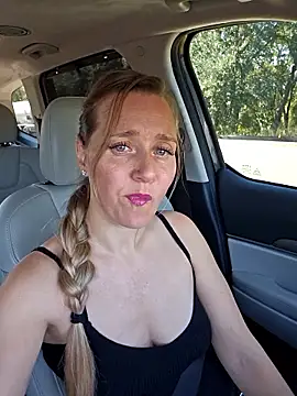 SkyelarSommer online show from 01/08/26, 04:02