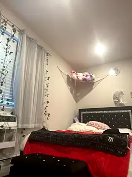 DominiqueX0 online show from 09/28/25, 06:48