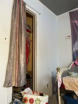 DominiqueX0 online show from 03/31/26, 12:07