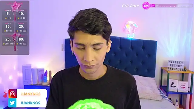 by pandora online show from 11/04/25, 07:17