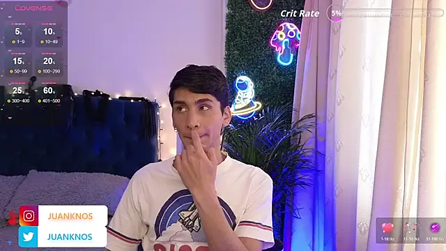 by pandora online show from 04/11/26, 06:55