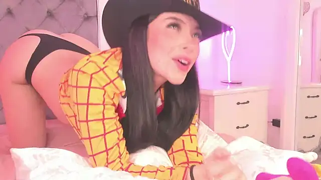 Victoria Watsson online show from 02/08/25, 07:05