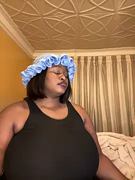 KnockoutBestie online show from 04/24/26, 06:43