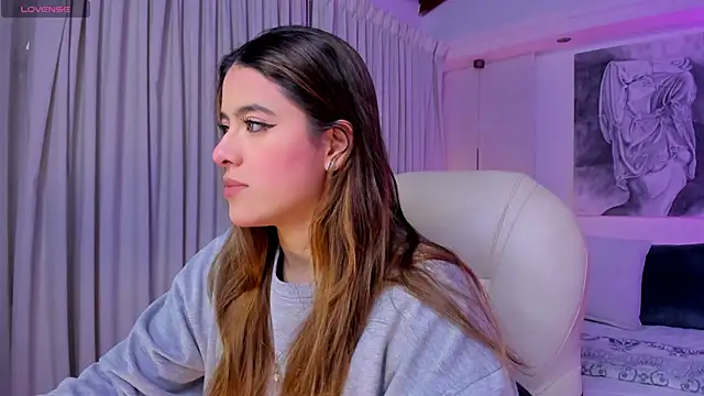 Snapshot of nathalie_rivers chatting on 02/20/26, 11:23 nathalie rivers online show from 02/20/26, 11:23