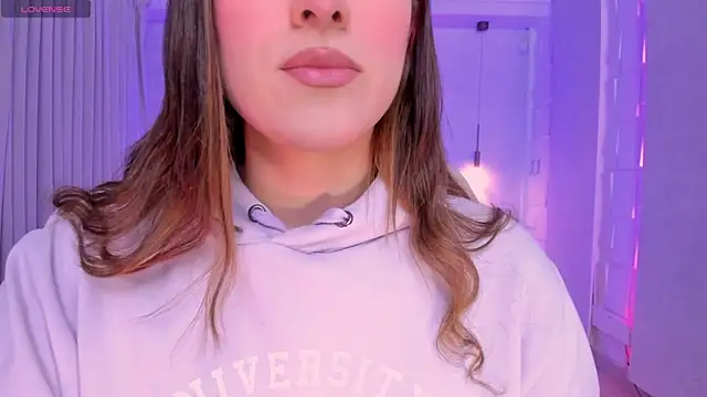 Snapshot of nathalie_rivers chatting on 02/10/26, 11:20 nathalie rivers online show from 02/10/26, 11:20