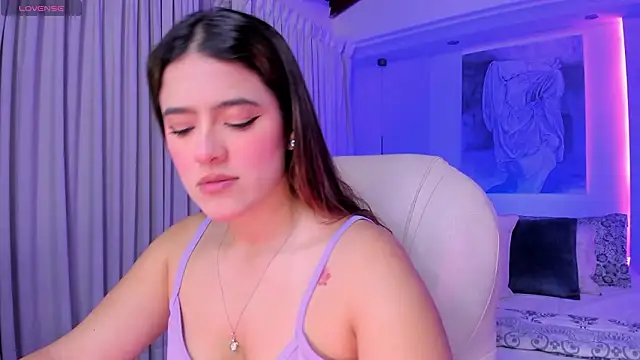 Snapshot of nathalie_rivers chatting on 02/18/26, 11:28 nathalie rivers online show from 02/18/26, 11:28