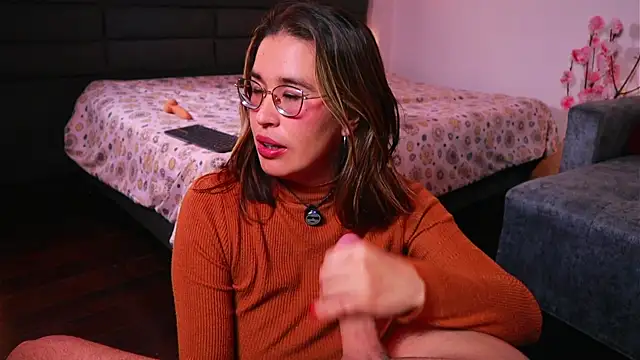 kathieandpovcock1 online show from 10/29/25, 02:54