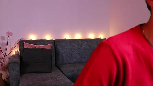 kathieandpovcock1 online show from 11/04/25, 03:49