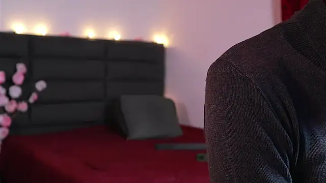 kathieandpovcock1 online show from 03/18/26, 10:21