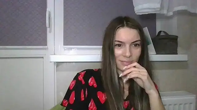 Snapshot of Carol-Rose chatting on 12/03/24, 09:28 Carol-Rose online show from 12/03/24, 09:28