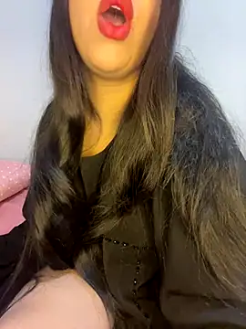 Mayacrayzi online show from 11/23/25, 10:25