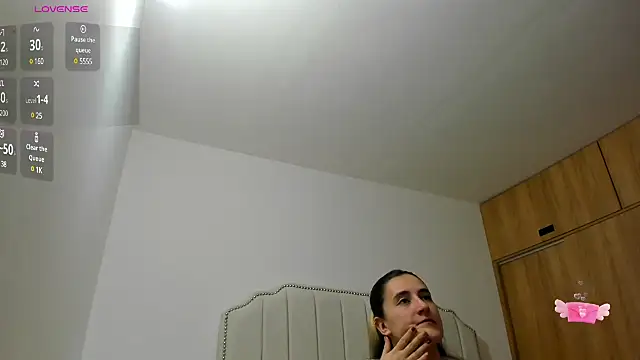 Snapshot of Hanna86 chatting on 02/28/25, 02:42 Hanna86 online show from 02/28/25, 02:42