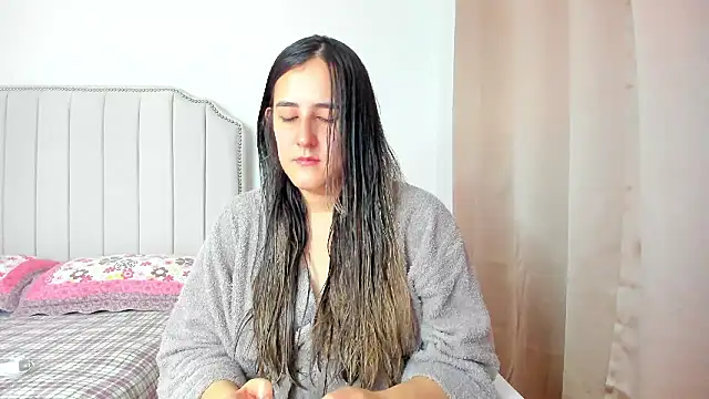 Hanna86 online show from 01/08/26, 01:17