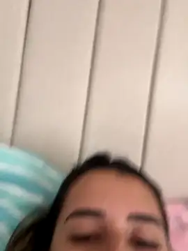 Hanna86 online show from 10/26/25, 08:09