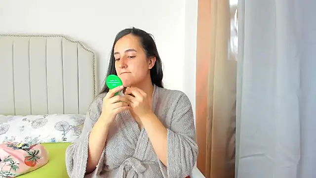 Hanna86 online show from 03/28/26, 04:08