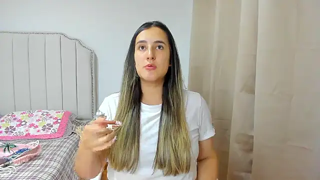 Hanna86 online show from 11/18/25, 08:45