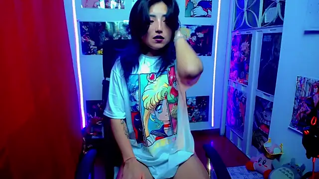 Snapshot of akai_krazna chatting on 02/14/25, 05:30 akai krazna online show from 02/14/25, 05:30