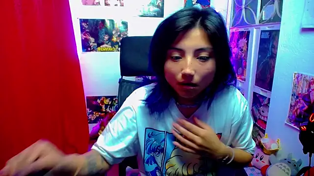 Snapshot of akai_krazna chatting on 01/15/25, 12:36 akai krazna online show from 01/15/25, 12:36