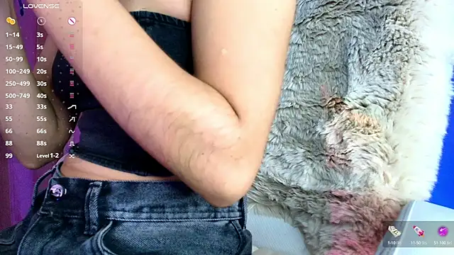 AmyOlimpo online show from 09/22/25, 10:38