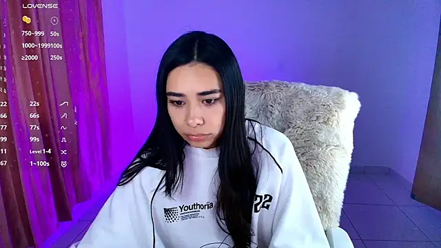 AmyOlimpo online show from 10/04/25, 03:41