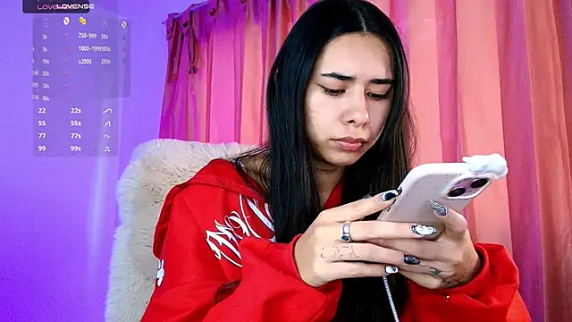 AmyOlimpo online show from 10/19/25, 09:17