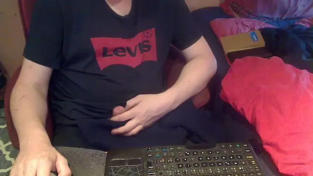 ArmySweater online show from 09/13/25, 04:07