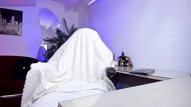 NebetColin online show from 10/21/25, 07:13