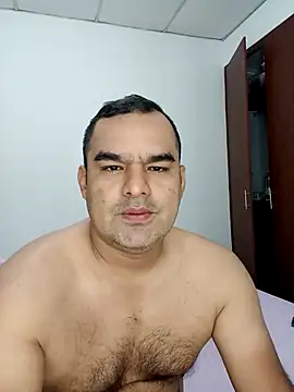 Snapshot of Angeelus2 chatting on 09/19/25, 01:59 Angeelus2 online show from 09/19/25, 01:59