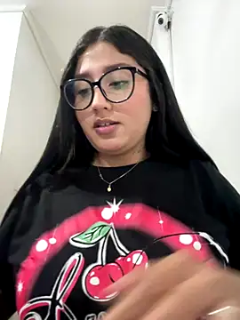 croftsmila online show from 11/12/25, 10:35