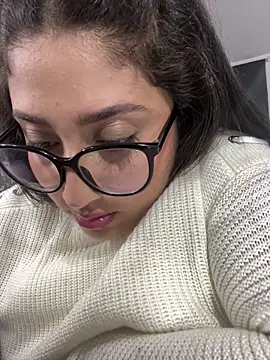 croftsmila online show from 03/04/26, 11:01