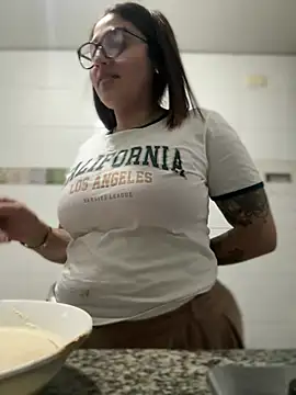 croftsmila online show from 02/20/25, 12:19