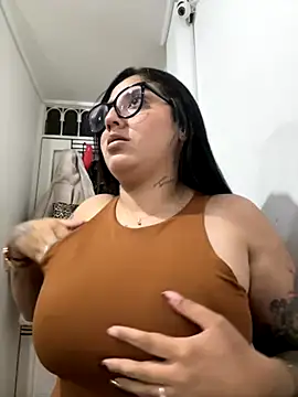 croftsmila online show from 10/09/25, 01:06