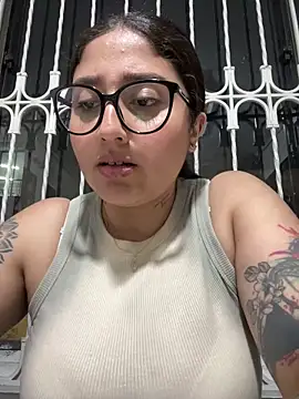 croftsmila online show from 04/01/26, 11:34