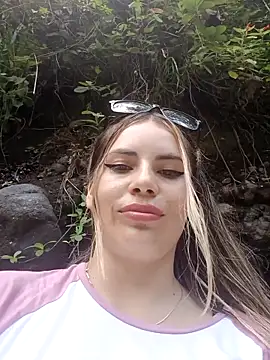 Misscata1106 online show from 04/01/26, 07:00