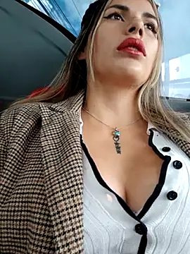 Misscata1106 online show from 05/14/26, 07:22