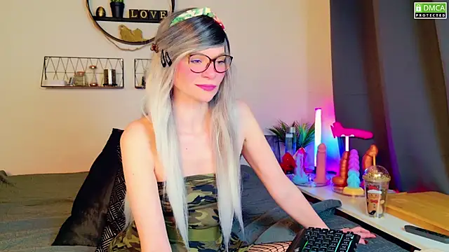 Kittychatte online show from 03/16/25, 08:54